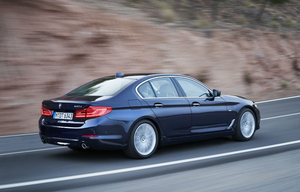 Noul BMW Seria 5 este oficial: motoare noi și tehnologii de pe fratele mai mare, Seria 7 - Poza 118