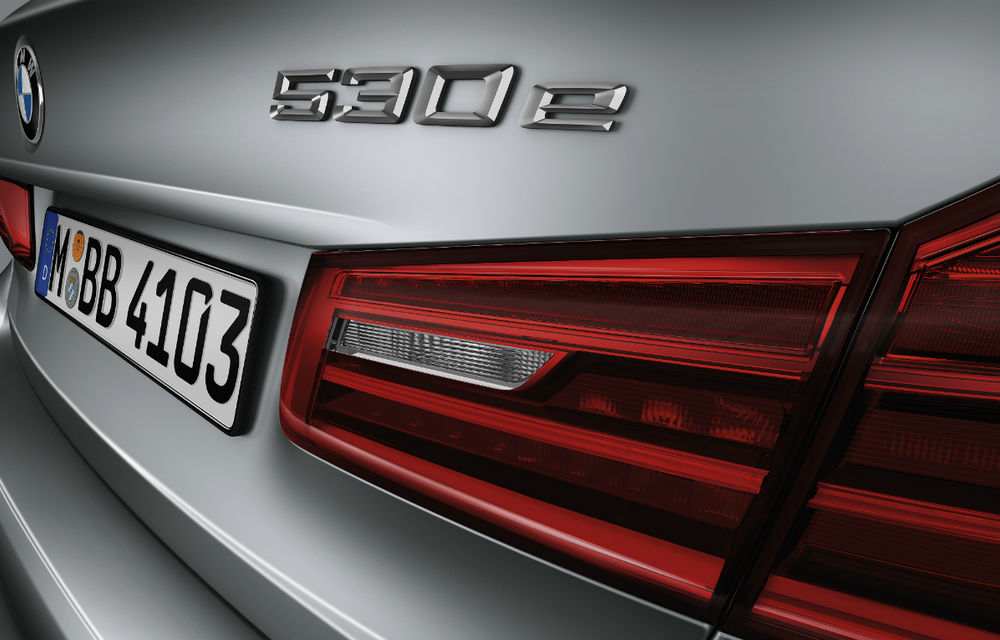 Noul BMW Seria 5 este oficial: motoare noi și tehnologii de pe fratele mai mare, Seria 7 - Poza 138