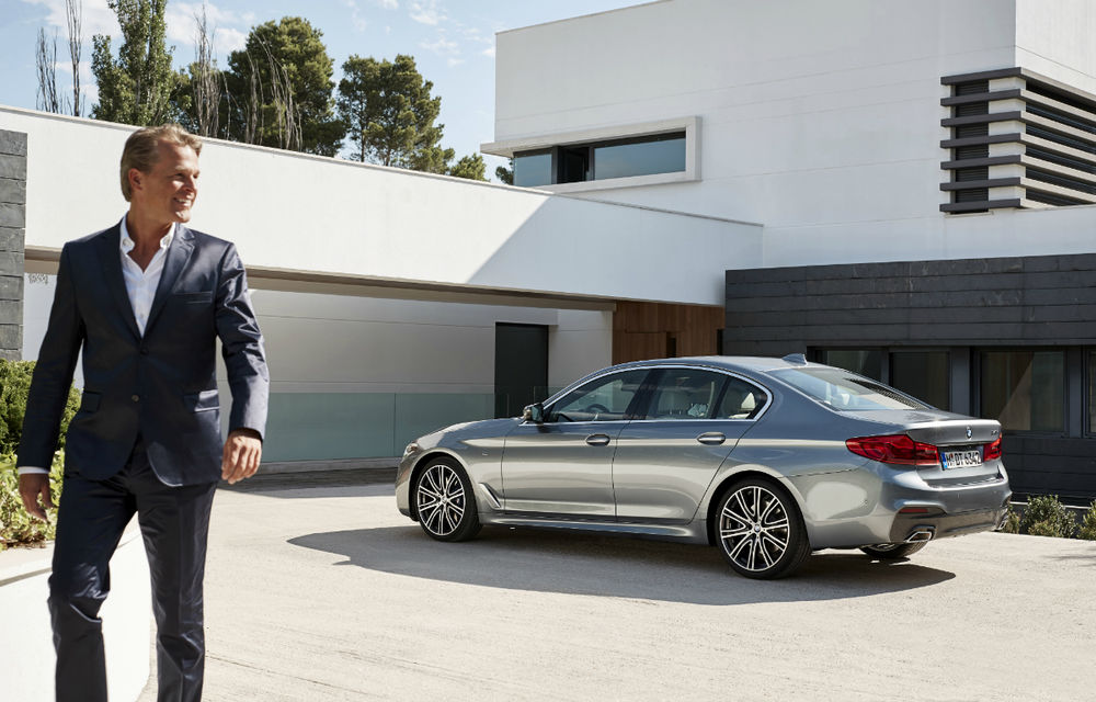Noul BMW Seria 5 este oficial: motoare noi și tehnologii de pe fratele mai mare, Seria 7 - Poza 27