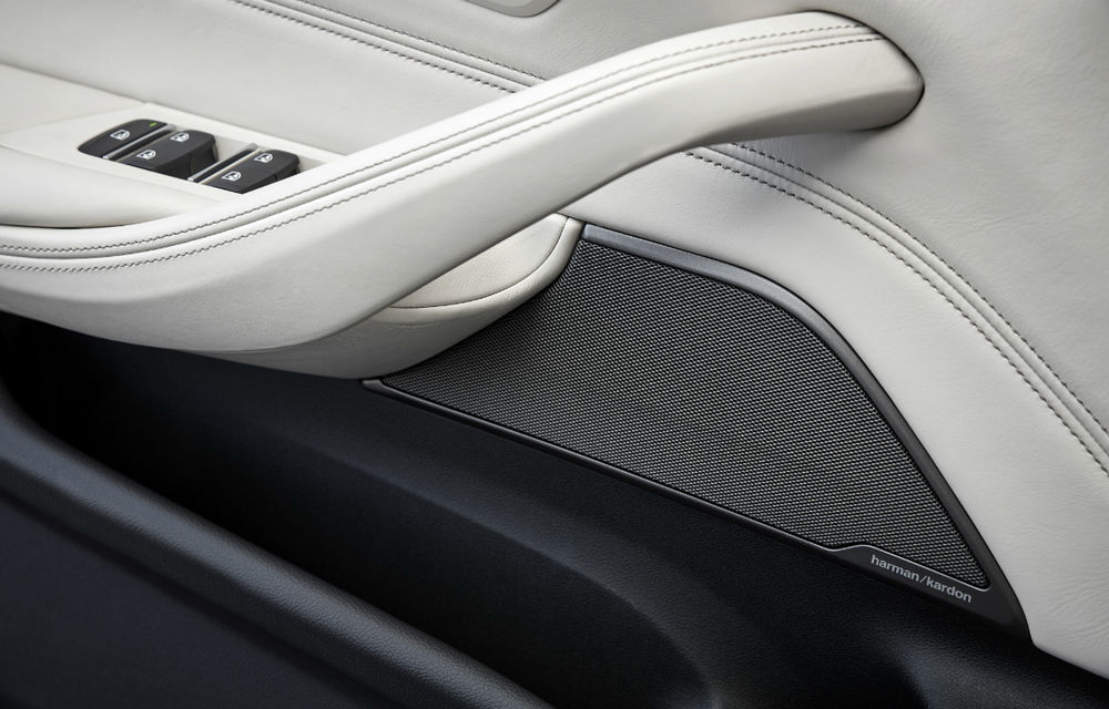 Noul BMW Seria 5 este oficial: motoare noi și tehnologii de pe fratele mai mare, Seria 7 - Poza 64