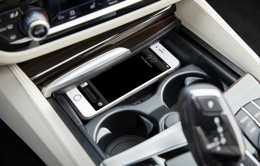 Noul BMW Seria 5 este oficial: motoare noi și tehnologii de pe fratele mai mare, Seria 7 - Poza 60