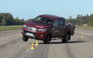 Toyota Hilux, repetent la testul elanului: la 60 de km/h mașina e un pericol