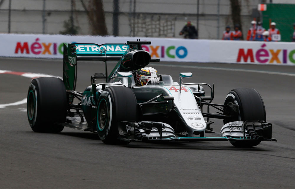 Hamilton, pole position în Mexic în fața lui Rosberg. Ferrari, doar pe locurile 6 și 7 - Poza 1