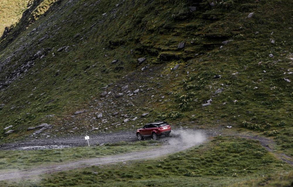 VIDEO: Coborâre pe Inferno. Un Range Rover Sport a atacat cu succes cea mai dificilă pârtie de schi din Alpii Elvețieni - Poza 5