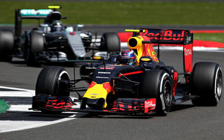Ecclestone promite o revoluţie în Formula 1: regulamentul va fi simplificat şi nu vor mai exista penalizări pentru incidente de cursă
