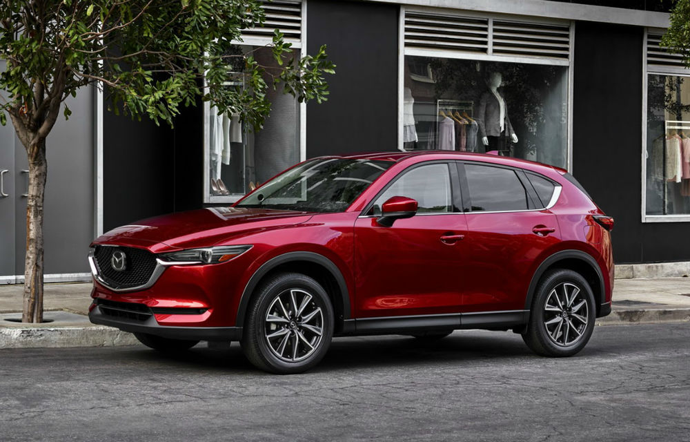 În rândul lumii: Mazda va lansa o maşină electrică în 2019 şi un hibrid plug-in după 2021 - Poza 1