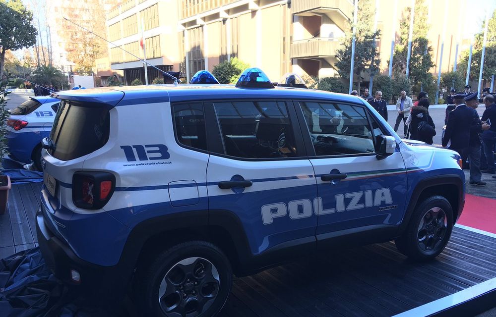 După ce a cumpărat 4000 de exemplare Seat Leon, poliția italiană încearcă să se revanșeze față de producția locală: Renegade, Giulietta și Giulia pentru forțele de ordine - Poza 5