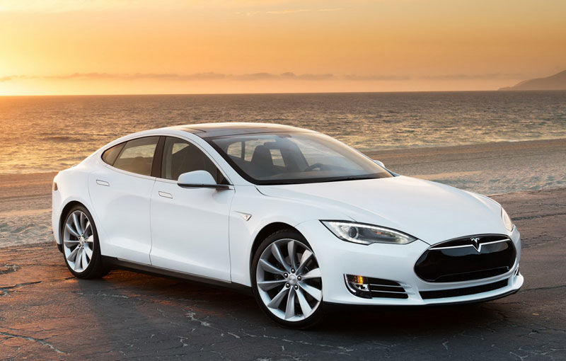 Tesla trebuie să le plătească 7700 de dolari norvegienilor pentru că Model S s-a lăudat că are 690 de cai putere - Poza 1