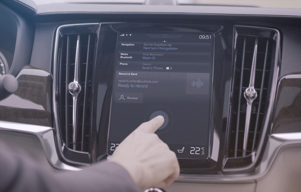 Conversaţii video în maşina: Volvo introduce Skype pe modelele din seria 90 - Poza 2