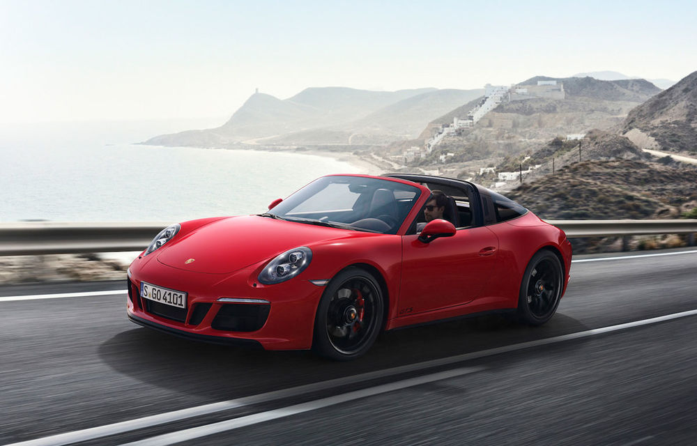 Porsche tentează din nou cu performanțe de supercar și consum redus: 911 GTS debutează oficial - Poza 1