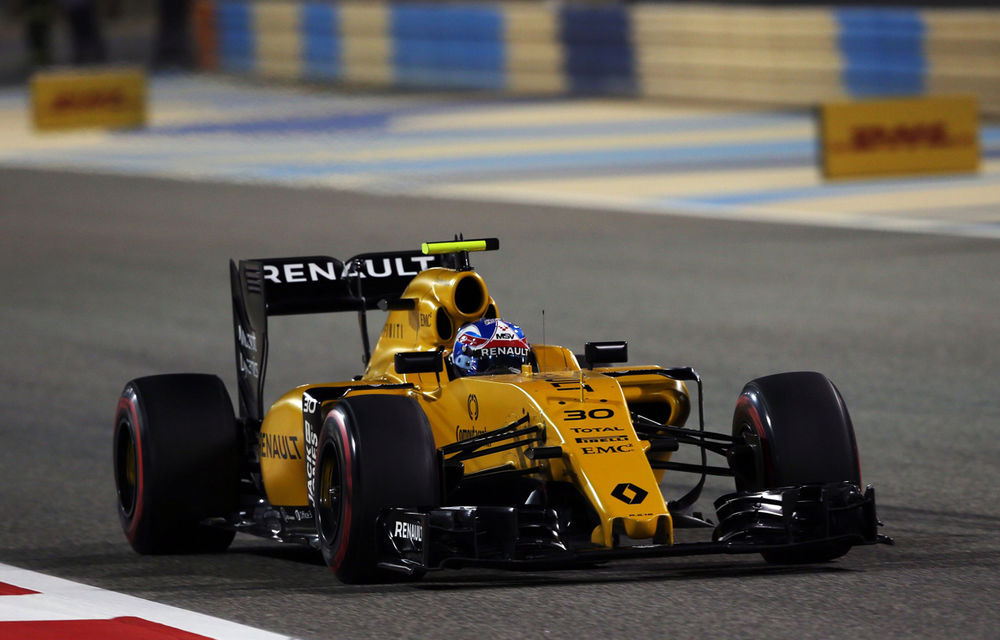 Renault rămâne fără şef de echipă înaintea sezonului 2017: Frederic Vasseur a demisionat şi nu va avea înlocuitor - Poza 1