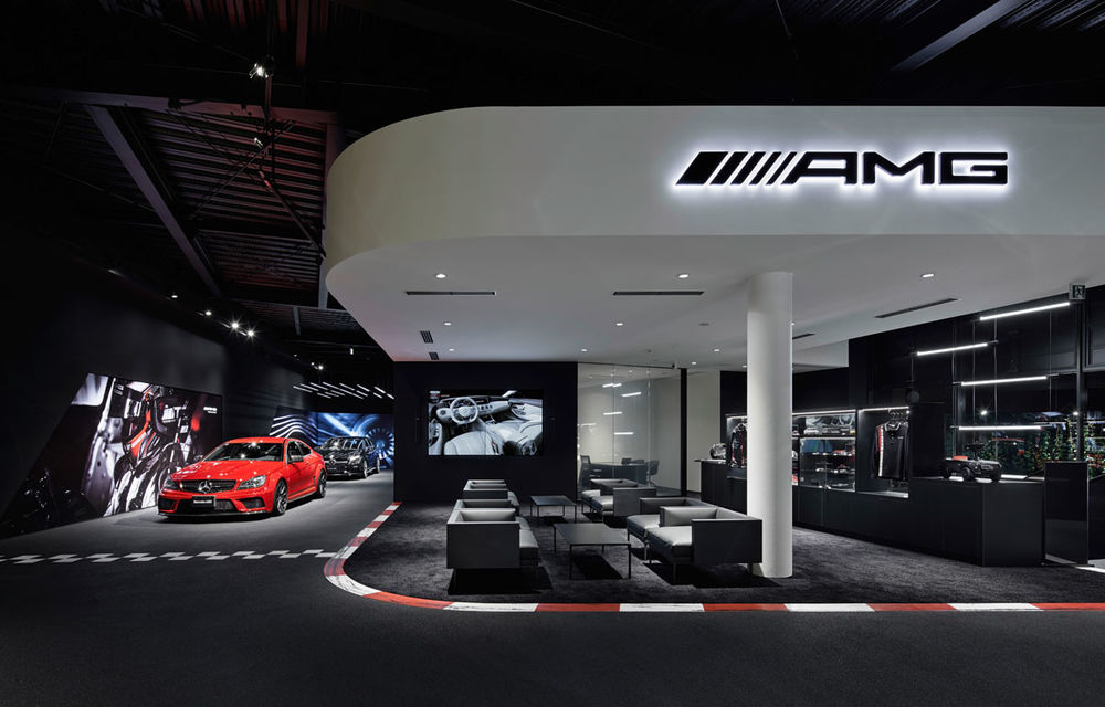 AMG prinde aripi: divizia Daimler și-a deschis la Tokyo primul showroom dedicat - Poza 1