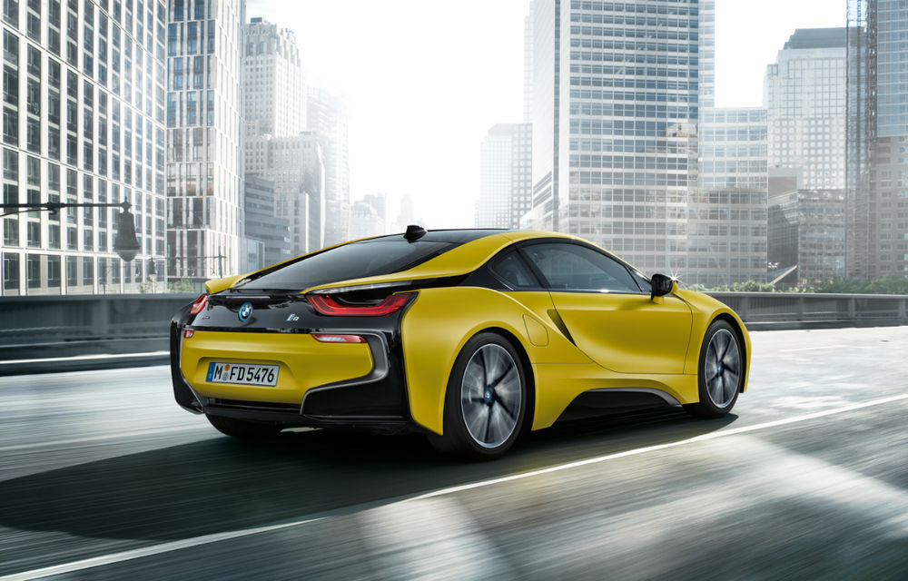 Negru și galben mat, noi nuanțe în meniul hibridei sportive BMW i8 - Poza 6