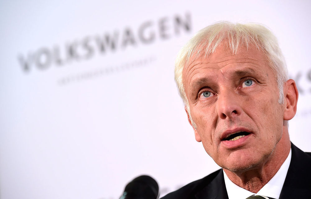 Bani mai puțini pentru șefii Volkswagen: bonusul anual al președintelui nu va mai depăși 10 milioane de euro - Poza 1