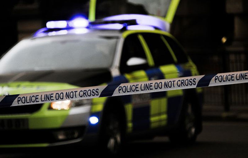 Polițiștii englezi au detonat o mașină suspectă pe care tot ei o parcaseră în fața secției - Poza 1