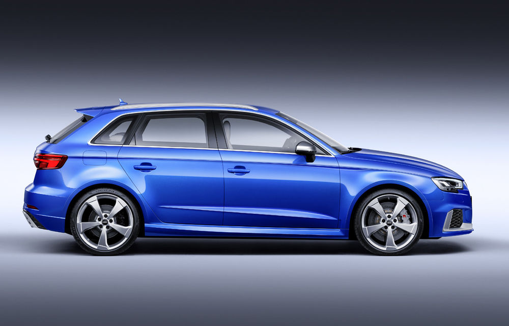 Noul Audi RS3 Sportback este aici: modelul preia designul și motorul de 400 de cai putere al sedanului - Poza 2