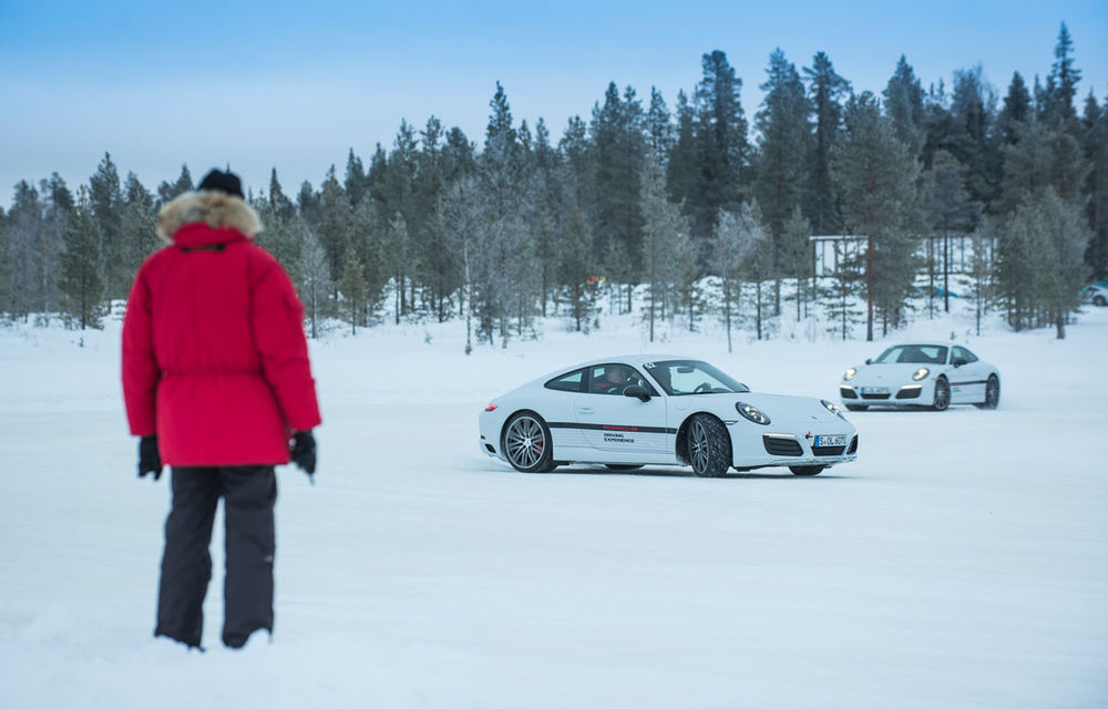 Valentine's Day în variantă masculină: drifturi pe gheață cu cele mai puternice modele Porsche - Poza 85