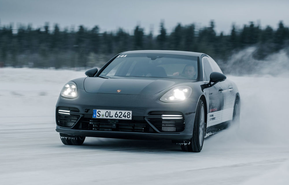 Valentine's Day în variantă masculină: drifturi pe gheață cu cele mai puternice modele Porsche - Poza 19