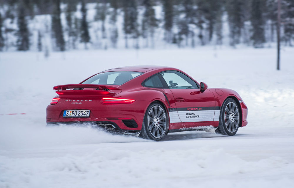 Valentine's Day în variantă masculină: drifturi pe gheață cu cele mai puternice modele Porsche - Poza 58