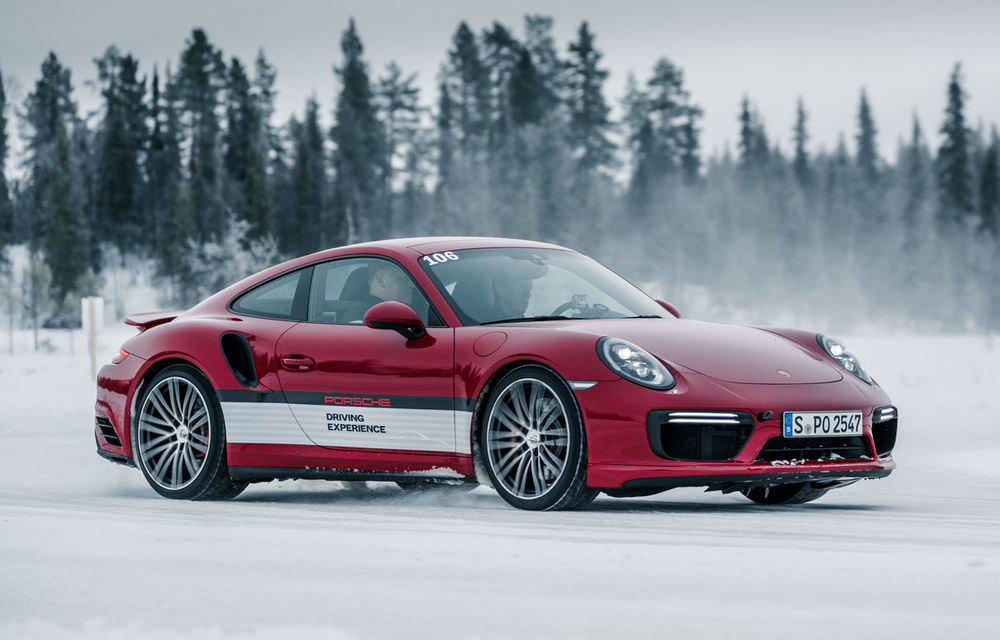 Valentine's Day în variantă masculină: drifturi pe gheață cu cele mai puternice modele Porsche - Poza 26