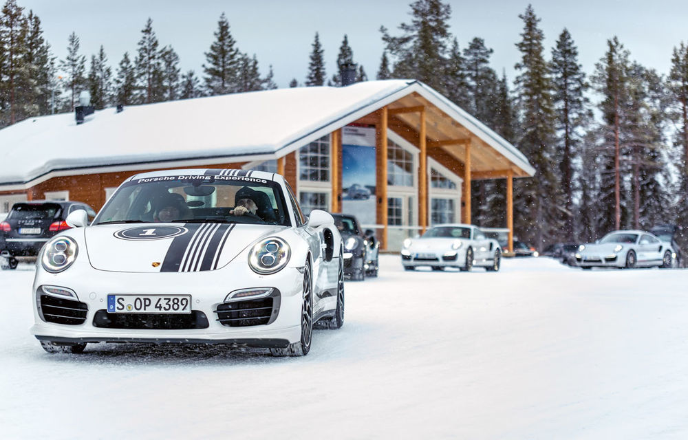 Valentine's Day în variantă masculină: drifturi pe gheață cu cele mai puternice modele Porsche - Poza 4