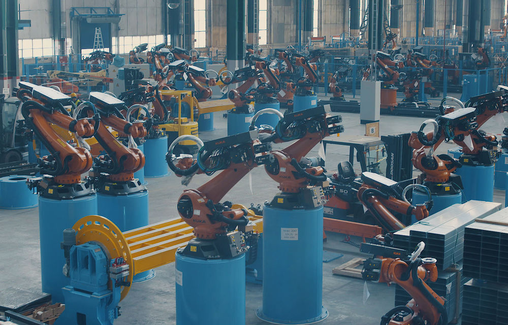 Fabrica Ford de la Craiova se pregătește pentru Ecosport: uzina primește aproape 200 de roboți pentru adaptarea producției - Poza 3