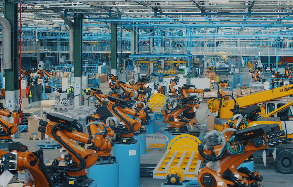 Fabrica Ford de la Craiova se pregătește pentru Ecosport: uzina primește aproape 200 de roboți pentru adaptarea producției - Poza 4