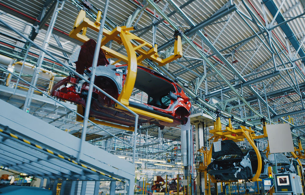 Fabrica Ford de la Craiova se pregătește pentru Ecosport: uzina primește aproape 200 de roboți pentru adaptarea producției - Poza 5