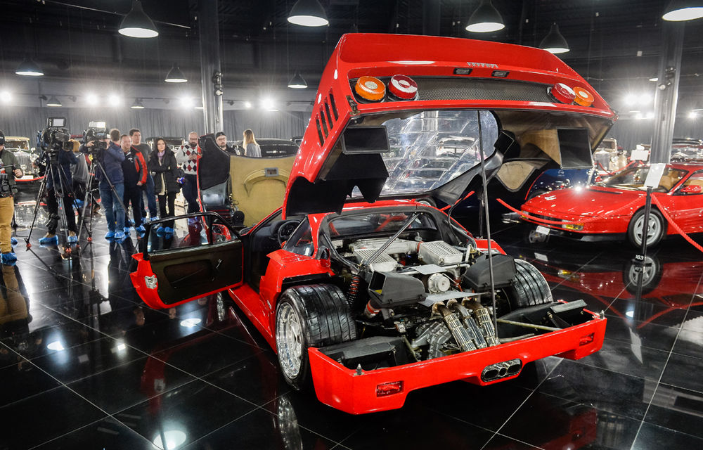 Oaspete de gală: modelul aniversar Ferrari F40 cu motor de 480 de cai putere a intrat în colecția lui Ion Țiriac - Poza 6