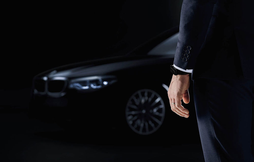 Cheia inteligentă a noului BMW Seria 5 este prea mare? Germanii ne invită să o purtăm pe mână, ca un ceas inteligent - Poza 1
