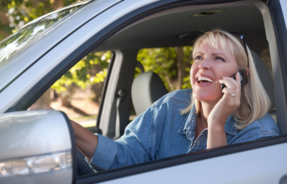 Zero toleranță pentru telefoane la volan: englezii declanșează războiul împotriva șoferilor care folosesc telefonul mobil în timp ce conduc - Poza 1
