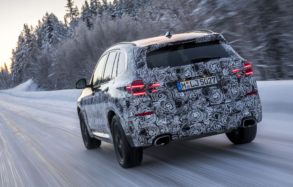 Noua generație BMW X3: SUV-ul a fost testat sub camuflaj pe zăpada și gheața de la Cercul Polar (video) - Poza 4