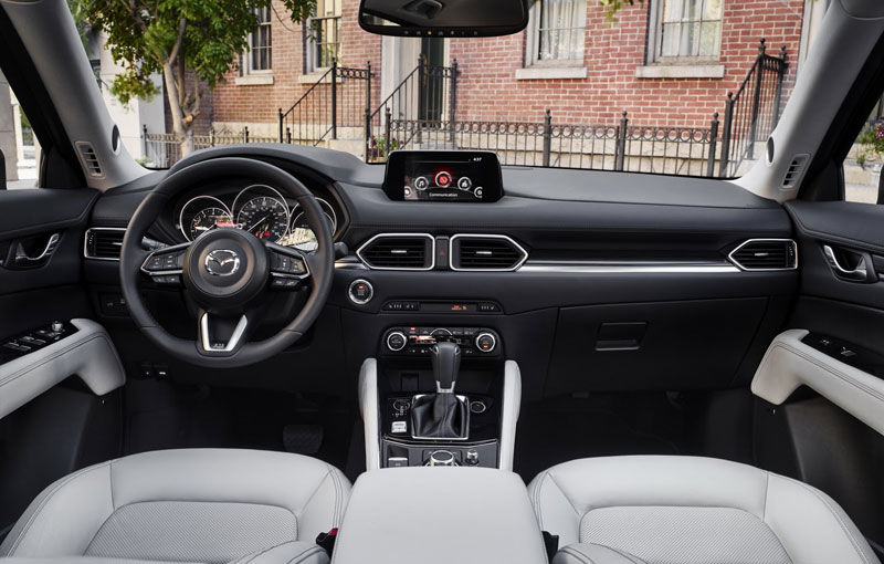 Mazda intră în rândul lumii: japonezii vor oferi conexiune Apple CarPlay și Android Auto, dar încă nu se știe când - Poza 1