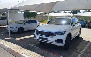 Germanii nu știu să țină secrete: noile Volkswagen Polo și Touareg, dezvăluite accidental în Africa de Sud