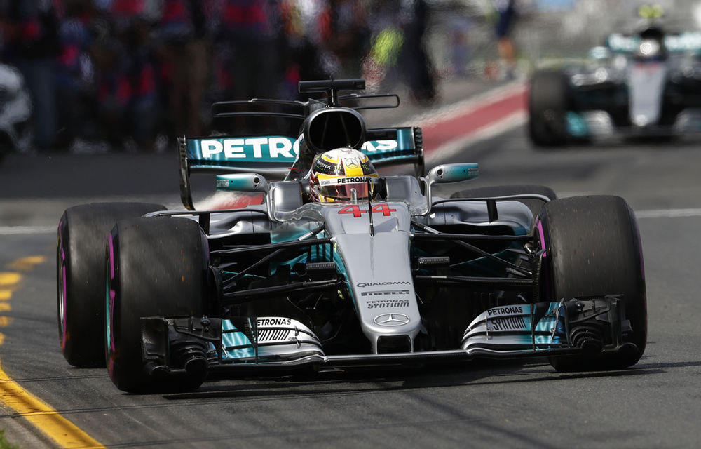 Debut în forţă pentru Mercedes: Hamilton, cel mai rapid în antrenamentele de vineri din Australia - Poza 1