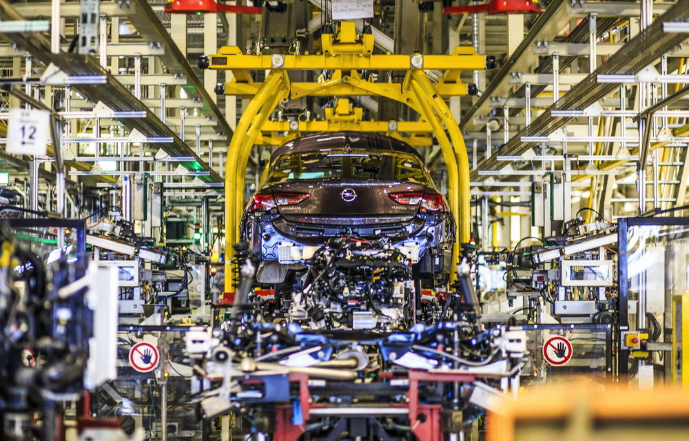Opel a început să producă noul Insignia: modelul ar urma să ajungă pe străzi în această vară - Poza 9
