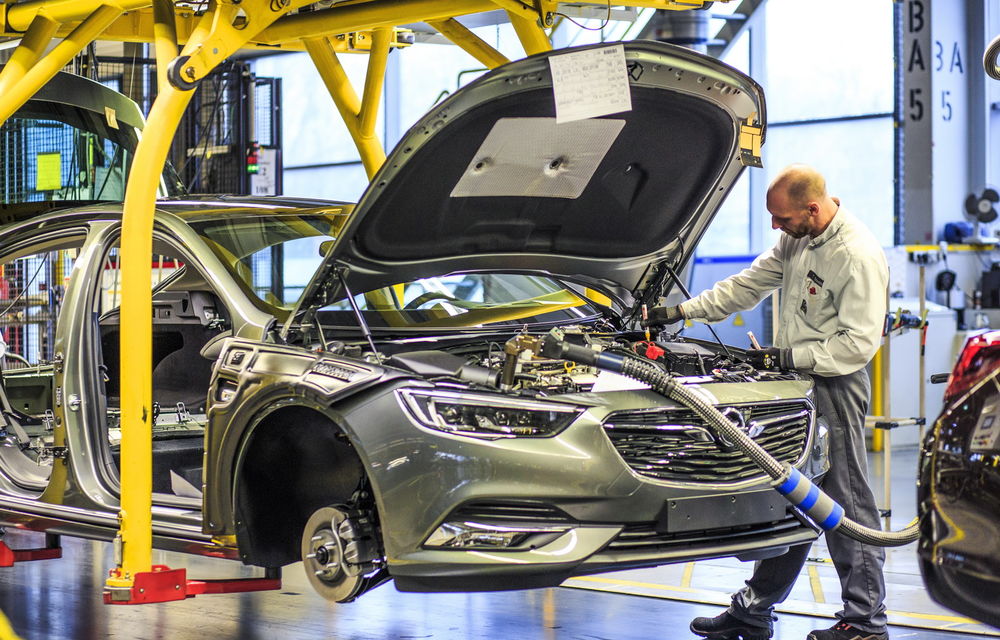 Opel a început să producă noul Insignia: modelul ar urma să ajungă pe străzi în această vară - Poza 4