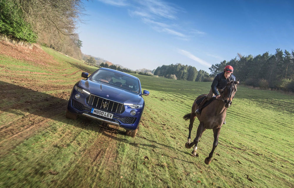 Confruntare neobișnuită în off-road: caii lui Maserati Levante se întrec cu un cal de curse (VIDEO) - Poza 1