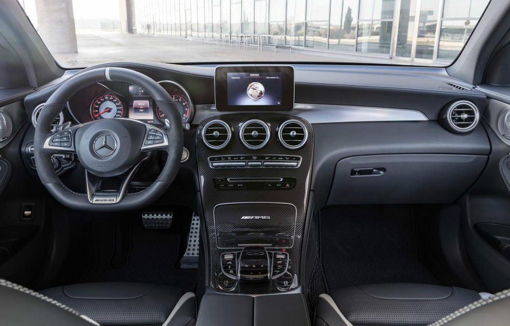 Mercedes nu se mai oprește: gama AMG lansează alte trei noi modele, bazate pe GLC și GLC Coupe - Poza 53