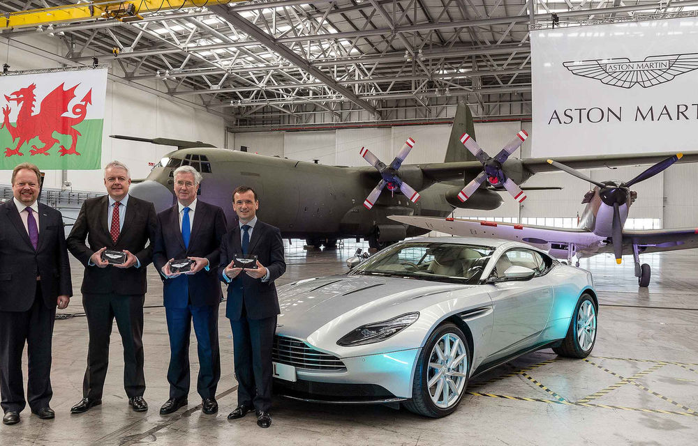 Aston Martin inaugurează uzina în care va produce primul său SUV din istorie și ne oferă un teaser al modelului 4x4 - Poza 2