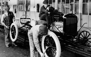 Ford sărbătorește 104 ani de la inaugurarea primei sale linii de productie