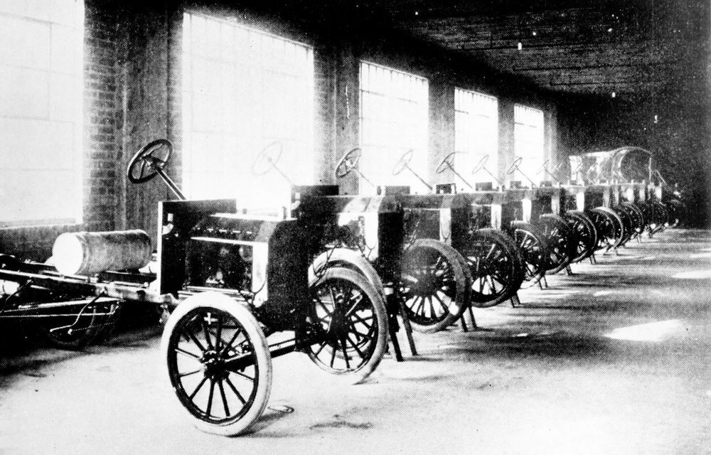 Ford sărbătorește 104 ani de la inaugurarea primei sale linii de productie - Poza 3