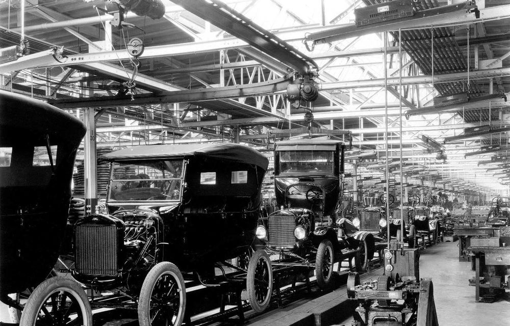Ford sărbătorește 104 ani de la inaugurarea primei sale linii de productie - Poza 8
