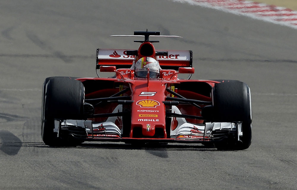 Vettel a câștigat cursa din Bahrain și a devenit liderul clasamentului! Hamilton și Bottas au completat podiumul - Poza 1