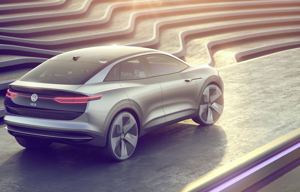 Volkswagen continuă seria conceptelor electrice din gama ID: noul Crozz este un SUV electric cu autonomie de 500 de kilometri - Poza 15
