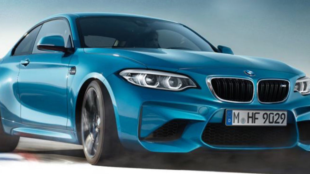 BMW M2 facelift: primele imagini cu compacta sportivă demonstrează că schimbările de design vor fi minime - Poza 2