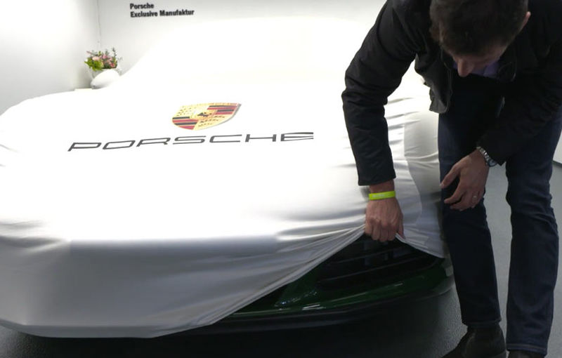 Porsche pregătește un nou model din gama Exclusive: un teaser anunță lansarea unei sportive bazate pe 911 - Poza 1