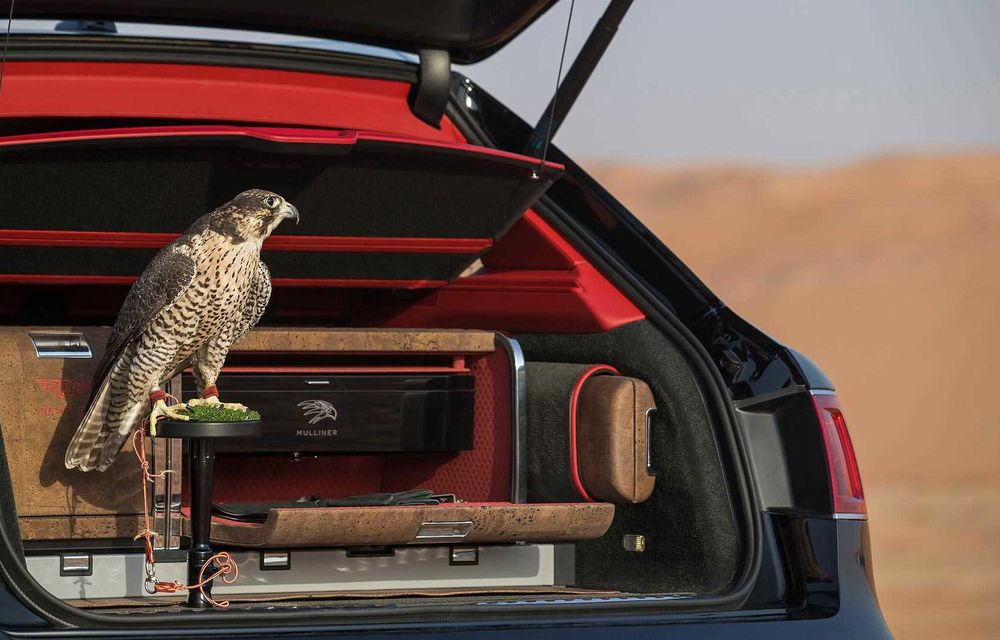 Un SUV pentru mofturi orientale: Bentley Bentayga Falconry este o ediție specială dedicată vânătorii cu șoimi - Poza 12