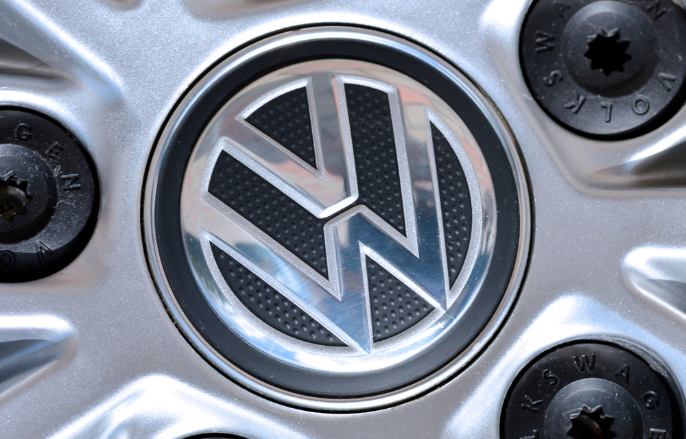 Noutăți Dieselgate: Volkswagen a economisit 1.5 miliarde de euro prin utilizarea dispozitivelor, iar sediile Mercedes au fost percheziționate - Poza 1