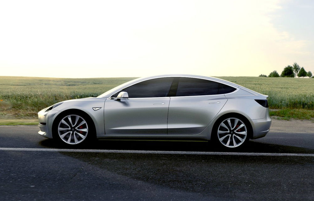 Primele detalii tehnice despre Tesla Model 3: autonomie de 350 de kilometri, 5.6 secunde pentru 0-96 km/h și ecran de 15 inch - Poza 1